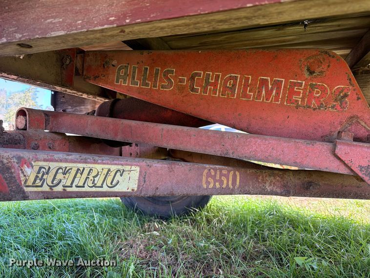 image for item FT6970 Grain cart