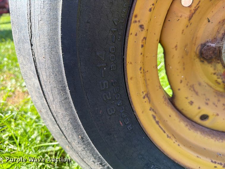 image for item FT6970 Grain cart