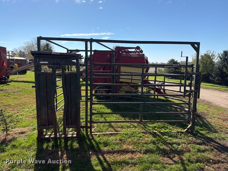 image for item FT6971 Vern's Manufacturing livestock pen