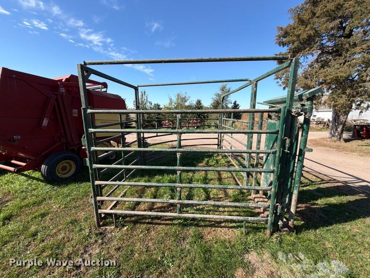 image for item FT6971 Vern's Manufacturing livestock pen