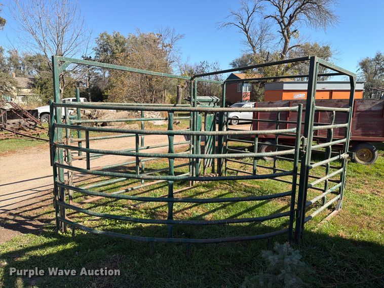 image for item FT6971 Vern's Manufacturing livestock pen