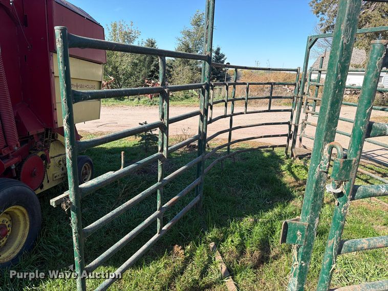 image for item FT6971 Vern's Manufacturing livestock pen