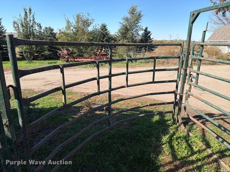 image for item FT6971 Vern's Manufacturing livestock pen