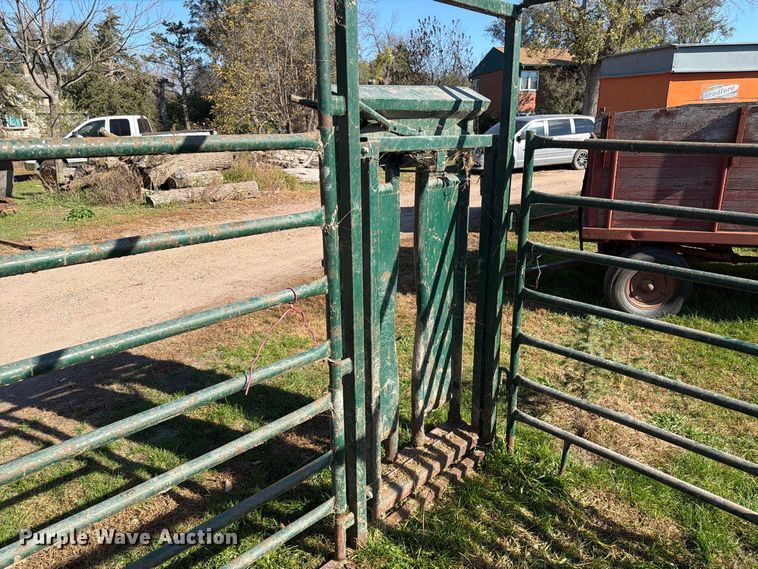 image for item FT6971 Vern's Manufacturing livestock pen