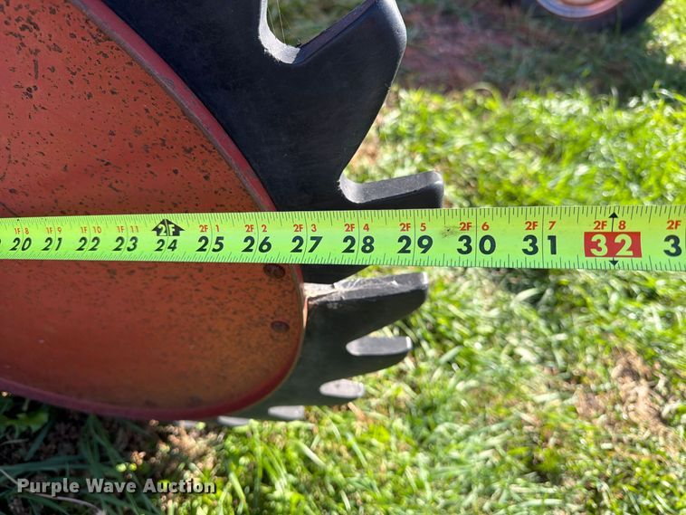 image for item FT6973 1991 Case International 8460 round baler