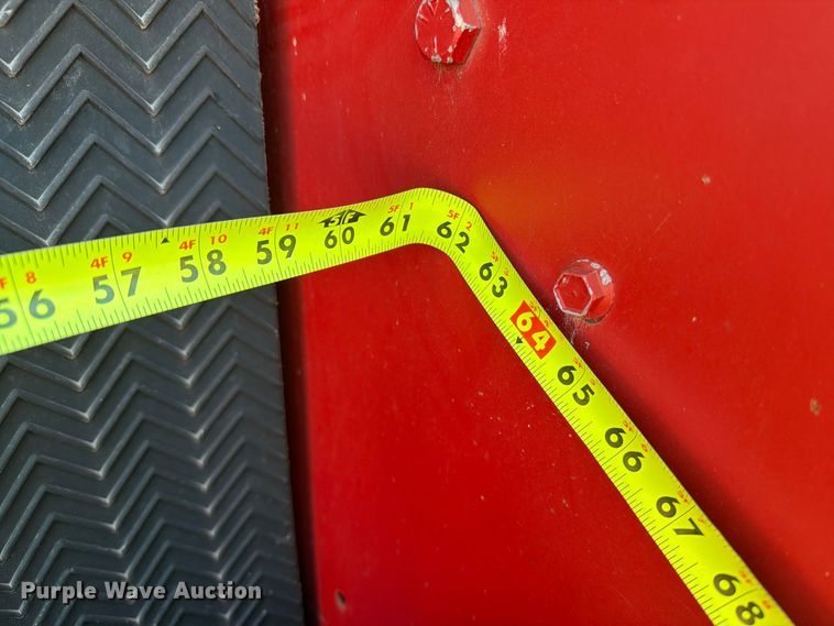 image for item FT6973 1991 Case International 8460 round baler