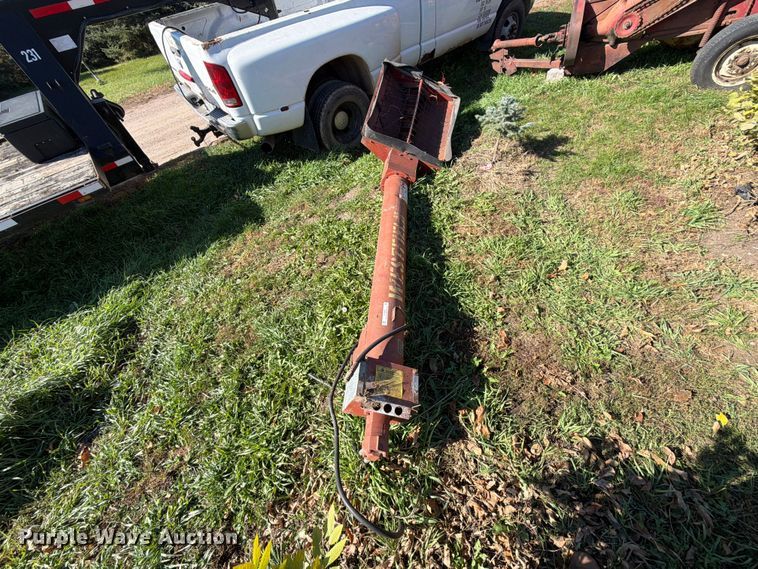 image for item FT6975 Westfield H08-6 swing out hopper
