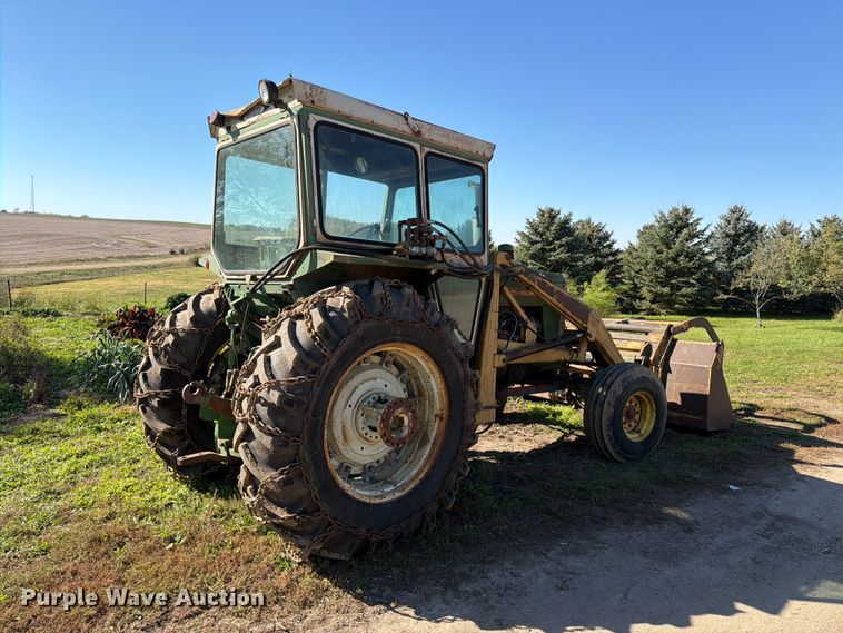 image for item FT6976 1971 Oliver 1755 tractor
