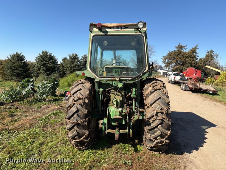 image for item FT6976 1971 Oliver 1755 tractor