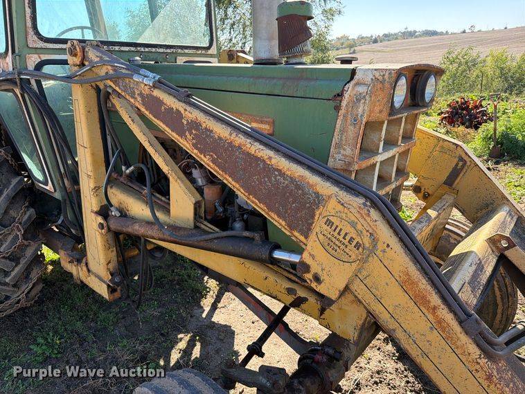 image for item FT6976 1971 Oliver 1755 tractor