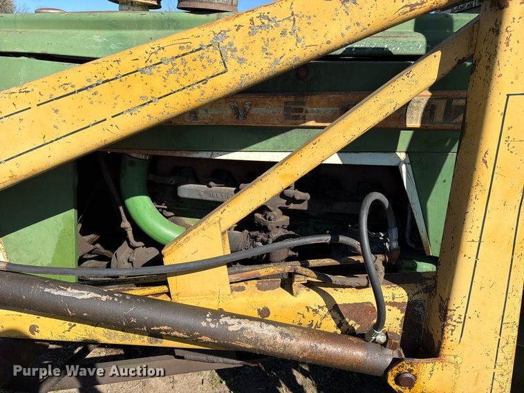 image for item FT6976 1971 Oliver 1755 tractor