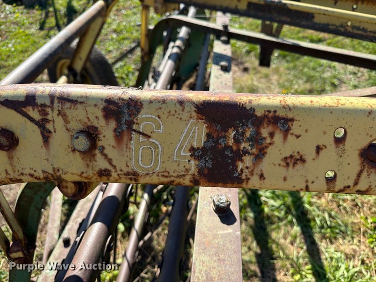 image for item FT6978 John Deere 640 hay rake