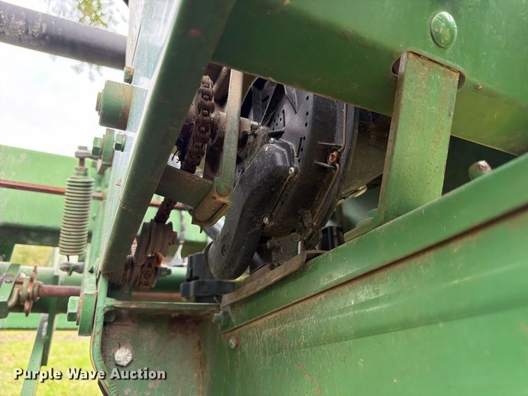 image for item FU0592 John Deere P7000 planter