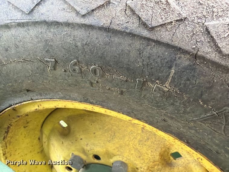 image for item FU0592 John Deere P7000 planter