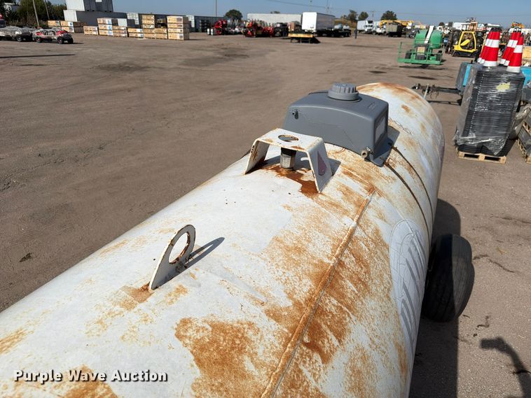image for item FU0614 Anhydrous trailer