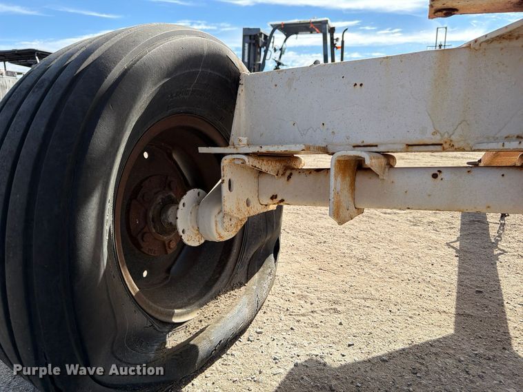 image for item FU0614 Anhydrous trailer