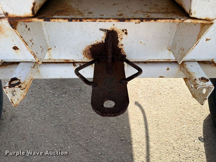 image for item FU0614 Anhydrous trailer