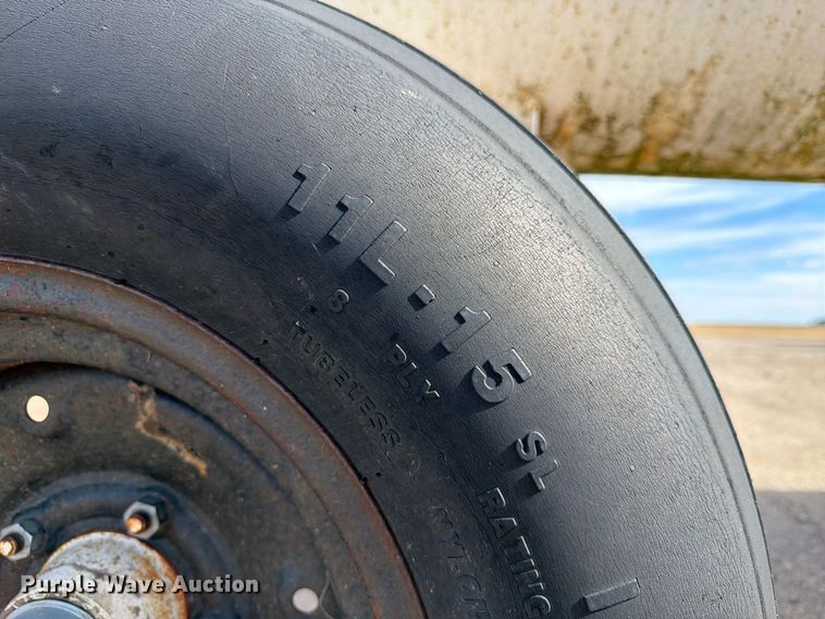 image for item FU0614 Anhydrous trailer