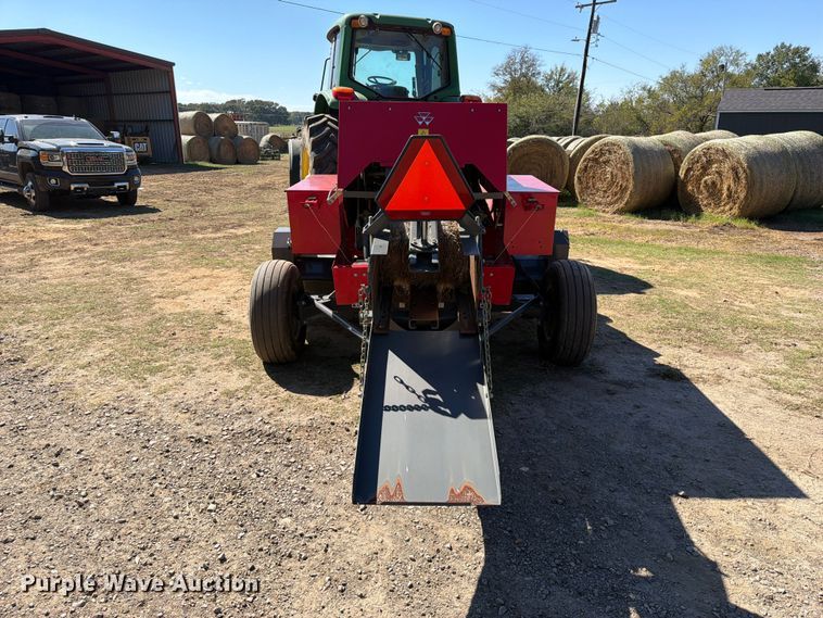 image for item FU1174 2020 Massey Ferguson 1838 small square baler