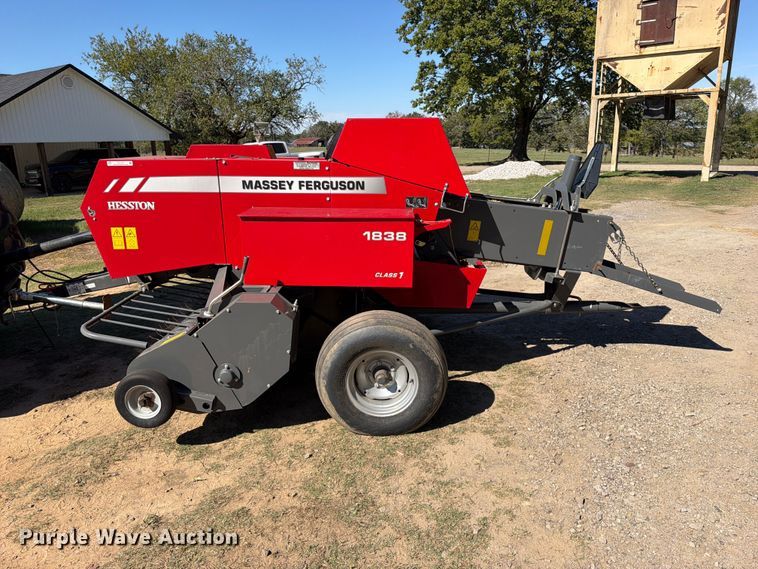 image for item FU1174 2020 Massey Ferguson 1838 small square baler