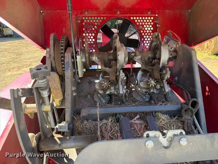 image for item FU1174 2020 Massey Ferguson 1838 small square baler