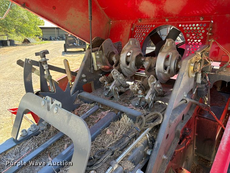 image for item FU1174 2020 Massey Ferguson 1838 small square baler