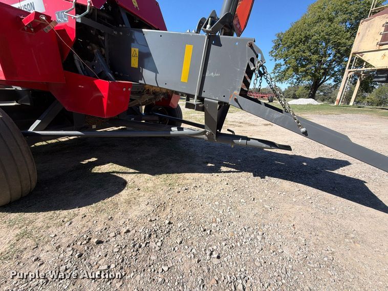 image for item FU1174 2020 Massey Ferguson 1838 small square baler