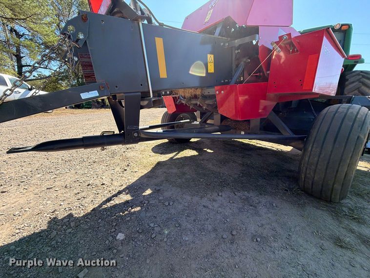 image for item FU1174 2020 Massey Ferguson 1838 small square baler