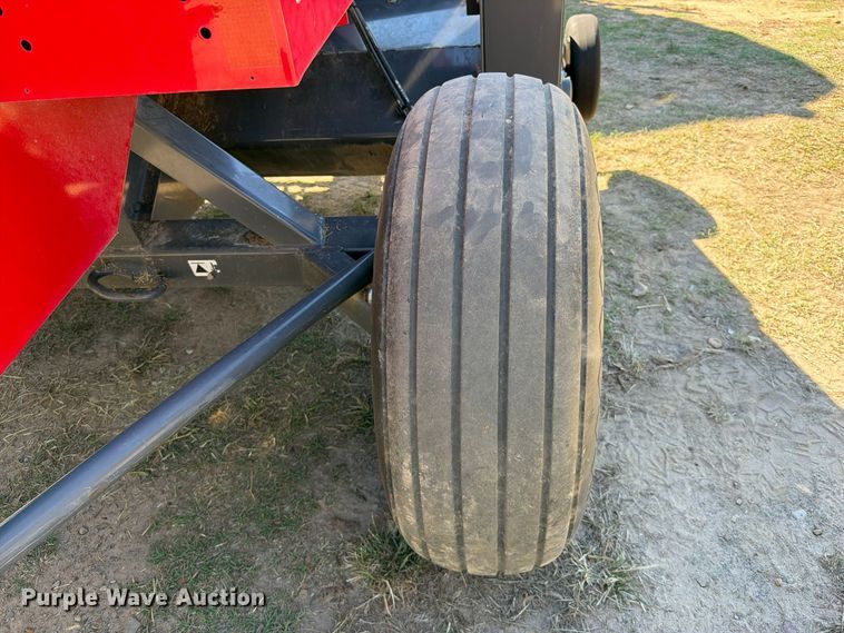 image for item FU1174 2020 Massey Ferguson 1838 small square baler