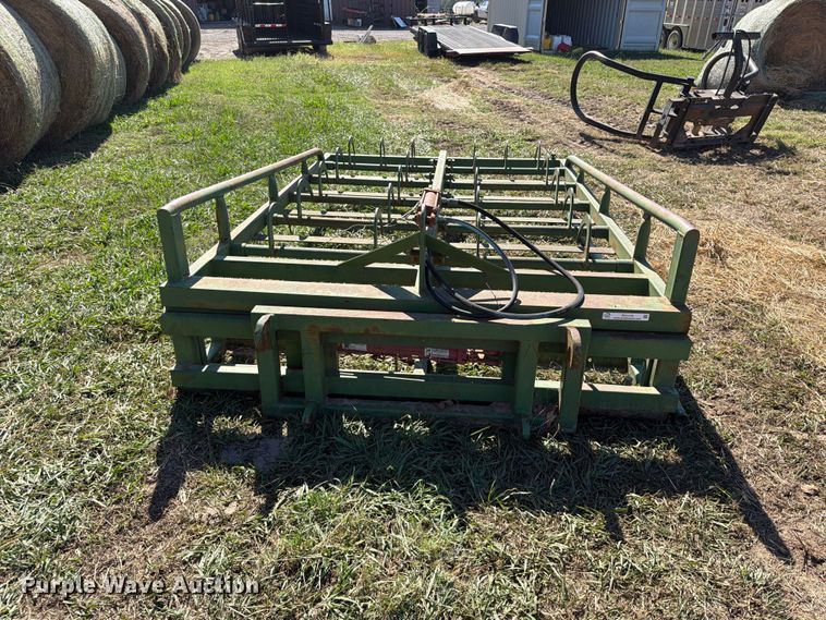 image for item FU1175 Bale accumulator grapple