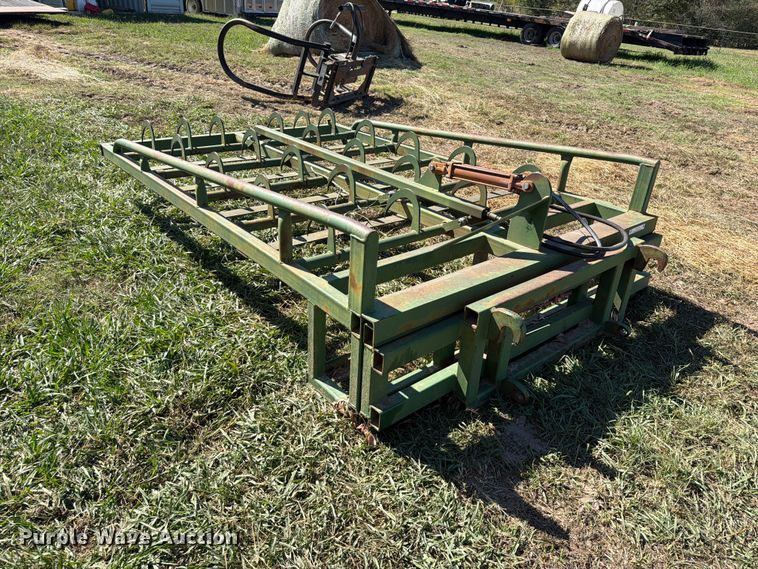 image for item FU1175 Bale accumulator grapple