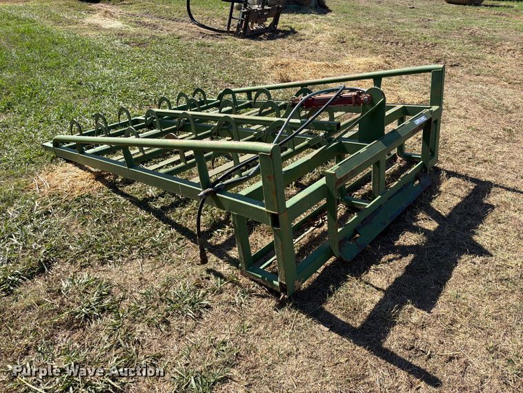 image for item FU1176 Skid steer bale accumulator grapple