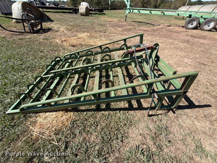 image for item FU1176 Skid steer bale accumulator grapple