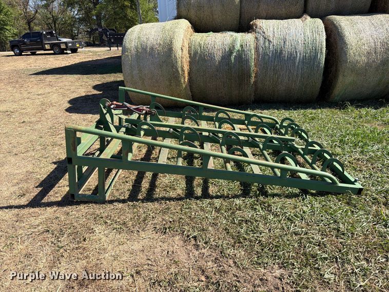 image for item FU1176 Skid steer bale accumulator grapple