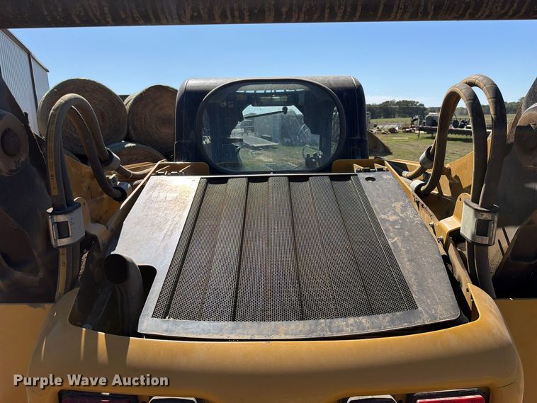 image for item FU1177 2010 Caterpillar 272C skid steer loader
