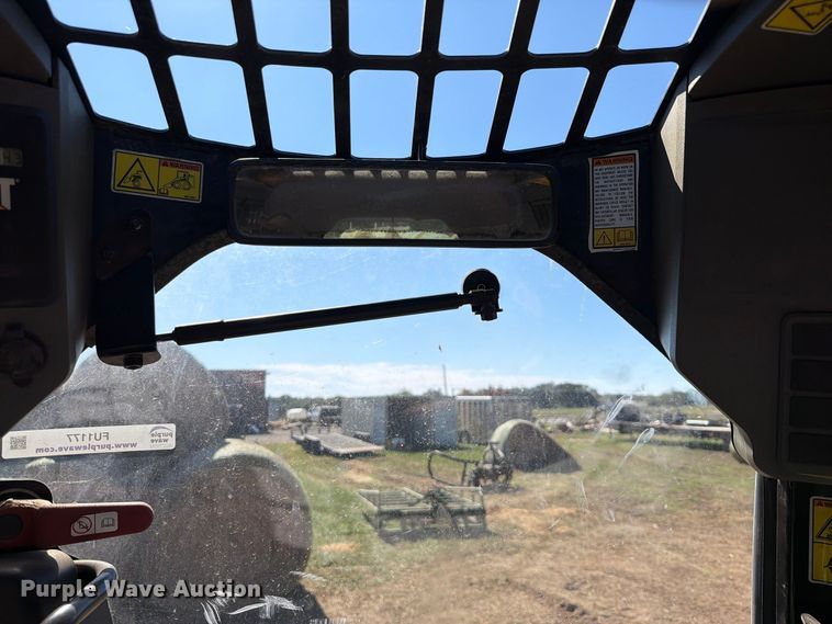image for item FU1177 2010 Caterpillar 272C skid steer loader