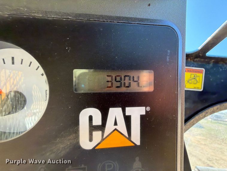 image for item FU1177 2010 Caterpillar 272C skid steer loader