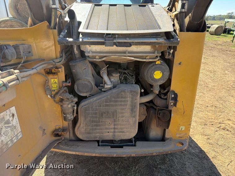image for item FU1177 2010 Caterpillar 272C skid steer loader