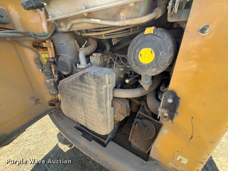 image for item FU1177 2010 Caterpillar 272C skid steer loader