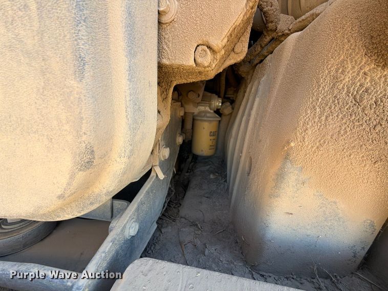 image for item FU1177 2010 Caterpillar 272C skid steer loader