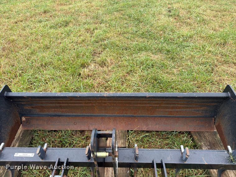 image for item FU4798 CNH America Work EZ 84BH box blade