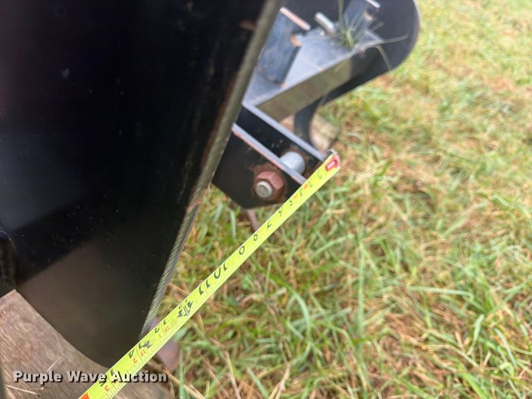 image for item FU4798 CNH America Work EZ 84BH box blade