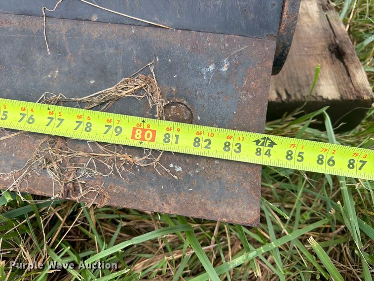 image for item FU4798 CNH America Work EZ 84BH box blade
