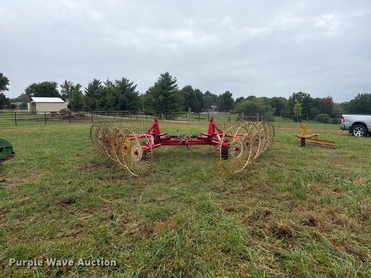image for item FU4800 Hay rake