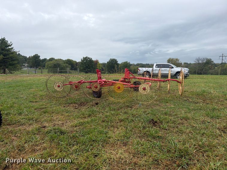 image for item FU4800 Hay rake