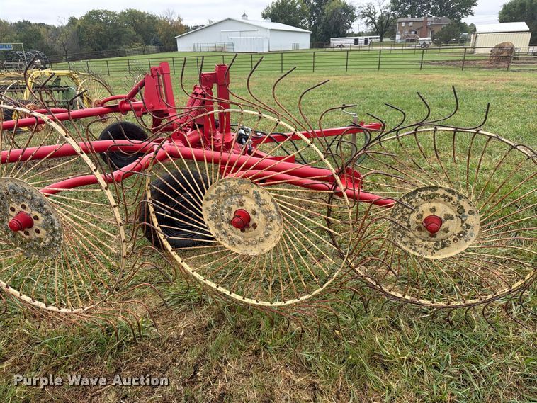 image for item FU4800 Hay rake