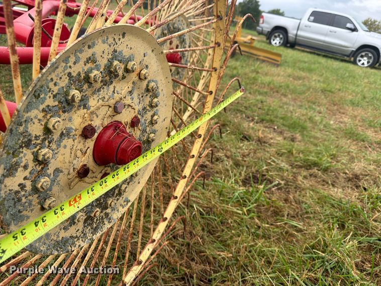 image for item FU4800 Hay rake