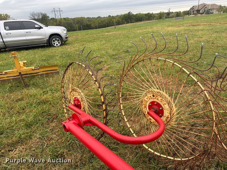 image for item FU4800 Hay rake