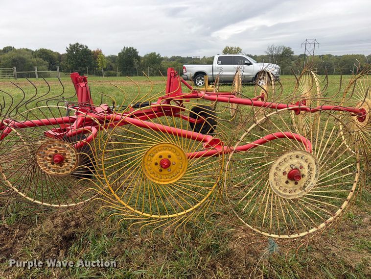 image for item FU4800 Hay rake