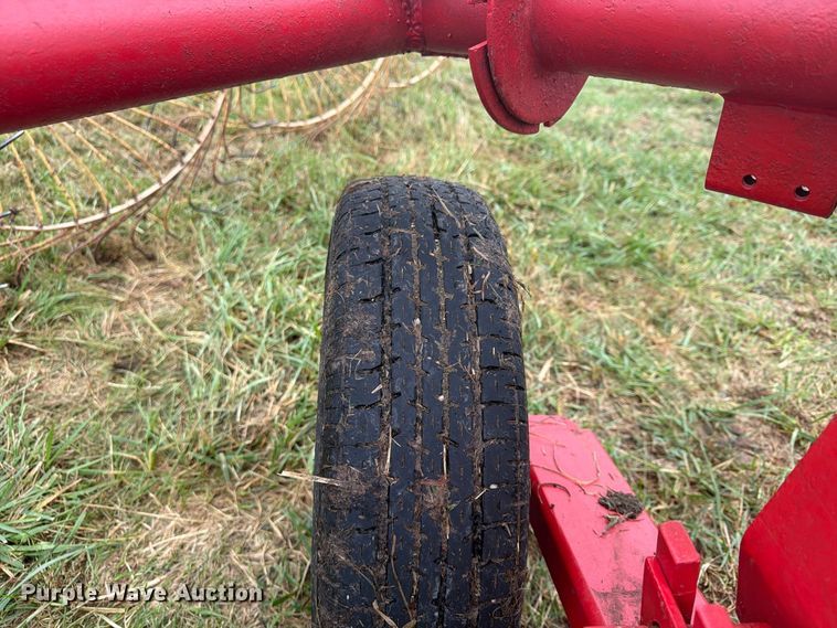 image for item FU4800 Hay rake